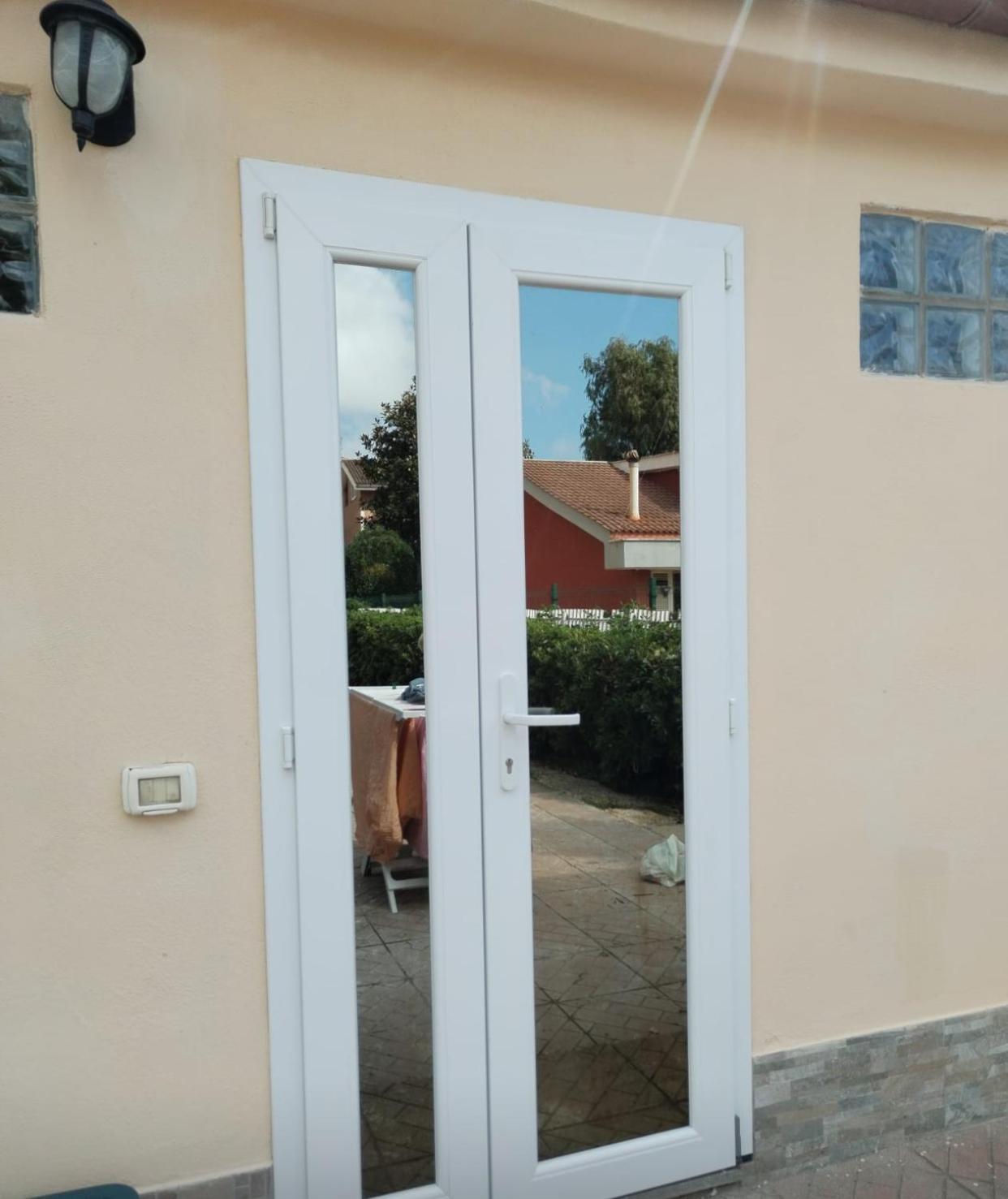 B&B Civitavecchia La Casetta Con Giardino 外观 照片